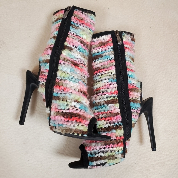 Yarn bootie heels - Picture 5 of 8